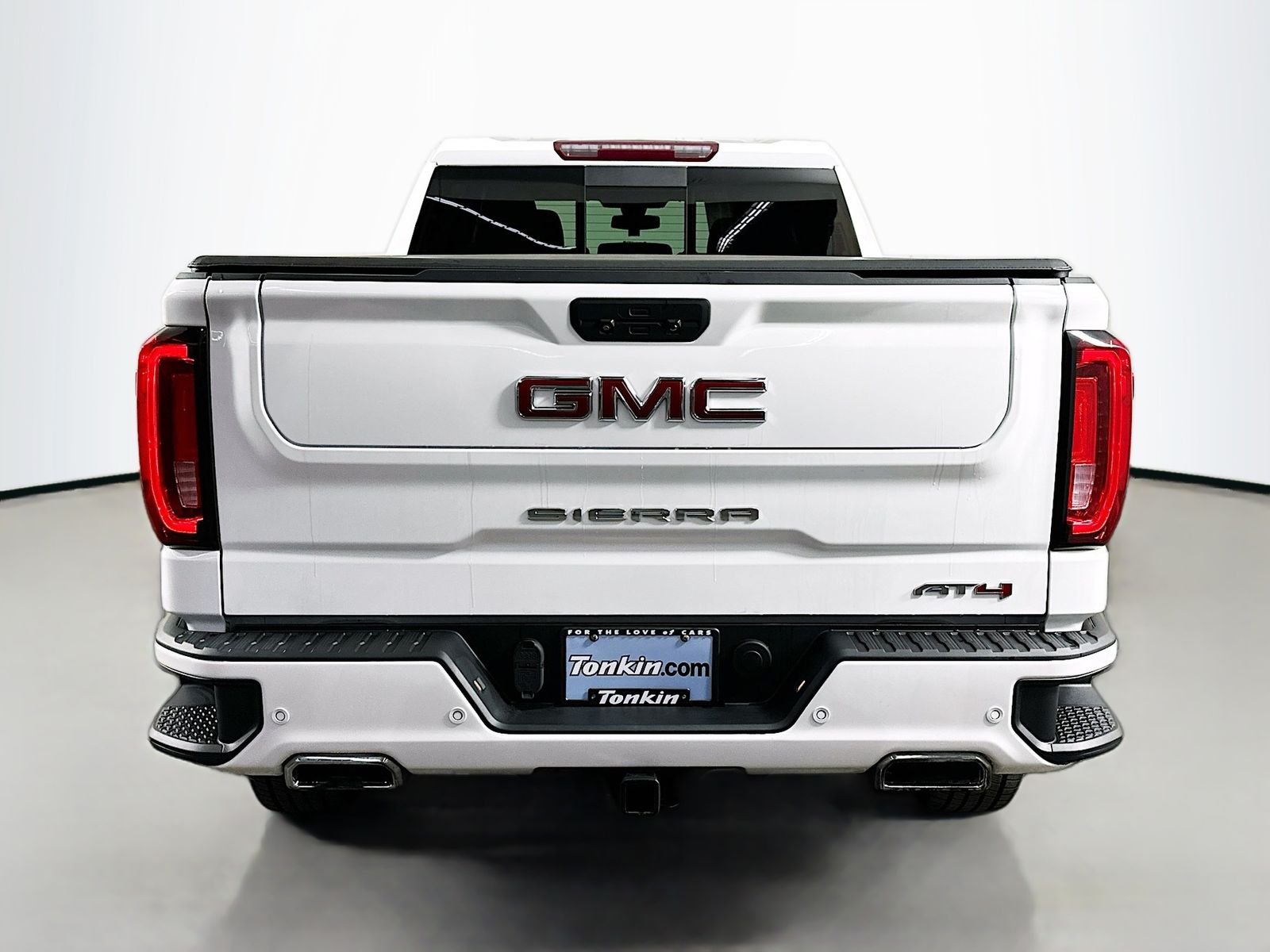 Used 2020 Summit White GMC AT4 image 10