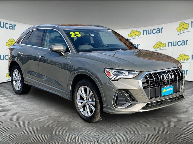 2025 Audi Q3 Premium