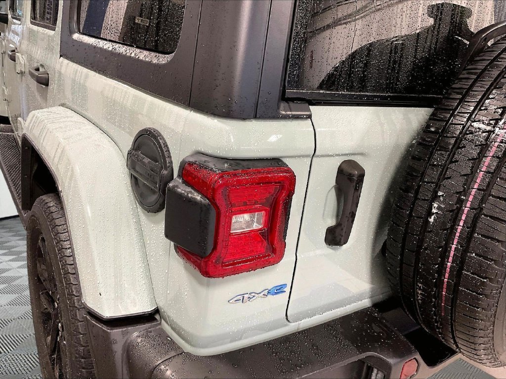 Used 2023 Gray Jeep Sahara 4xe image 32