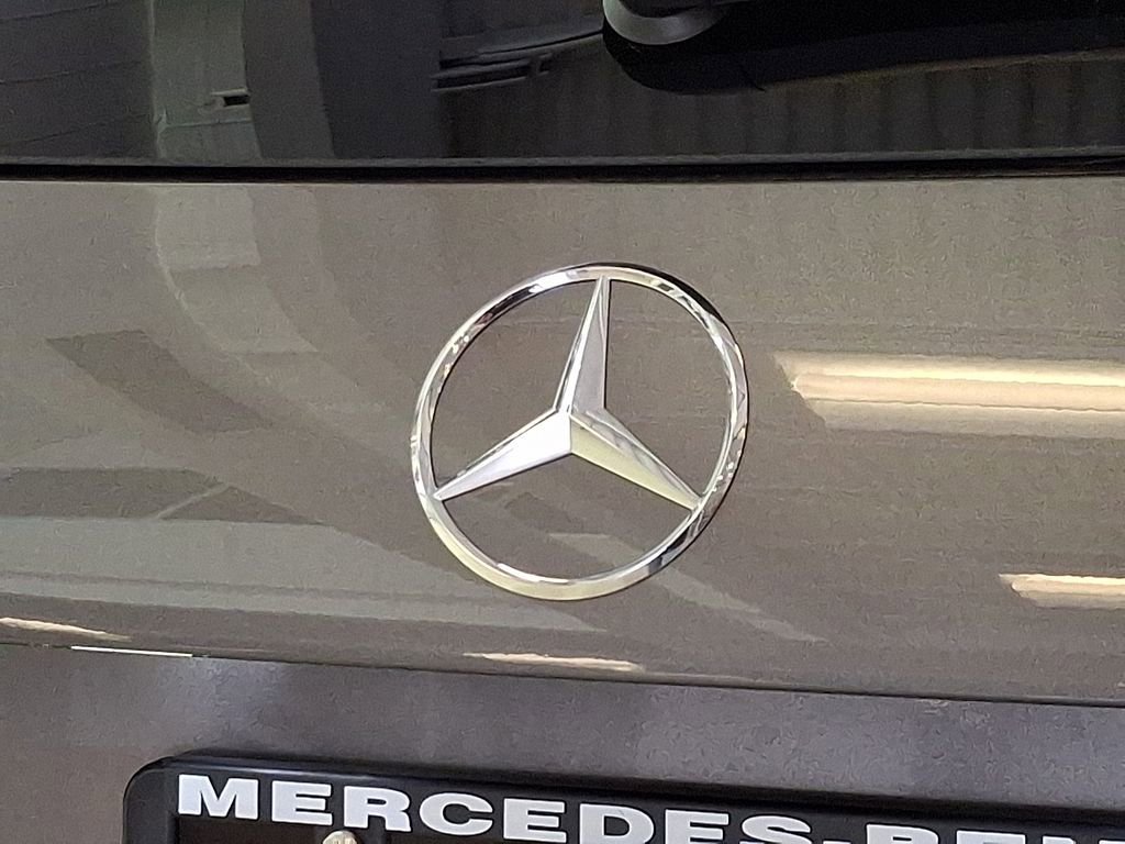 New 2026 Mountain Grey Metallic Mercedes-Benz GLA 250 image 57