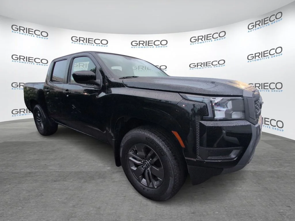 2025 Nissan Frontier SV Crew Cab 4X2 SWB's photo