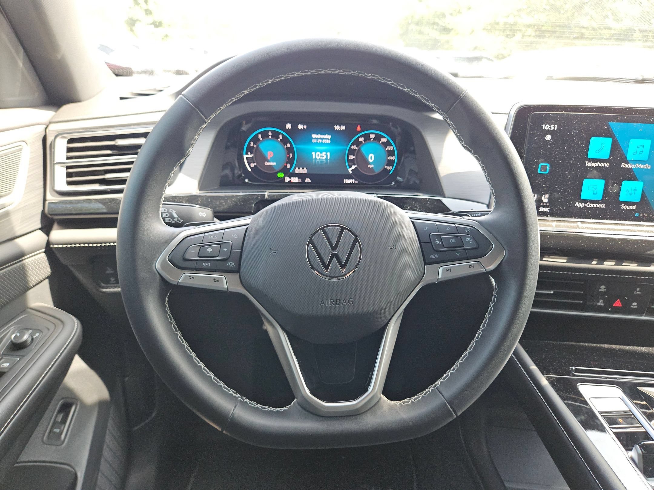 Certified Used 2024 Platinum Gray Volkswagen 2.0T SE w/Technology image 20