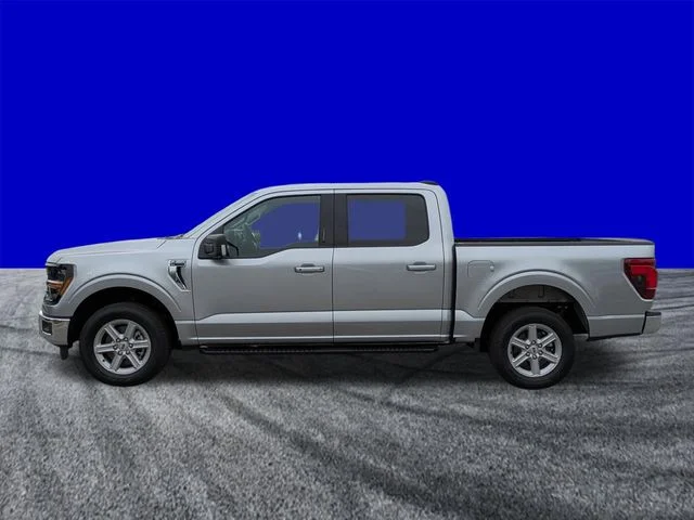 New 2026 Iconic Silver Metallic Ford XLT image 7
