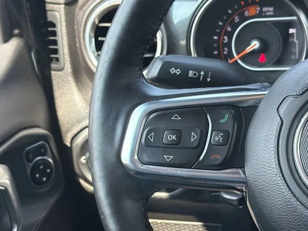 2020 Jeep Wrangler Unlimited Sahara Altitude - Photo 17