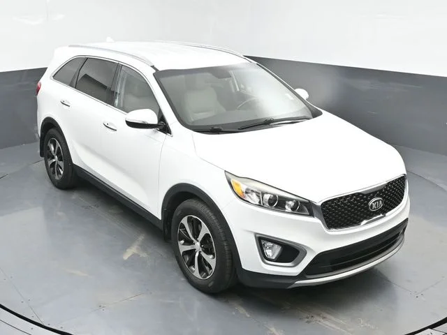 Used 2016 Snow White Pearl Kia EX image 13