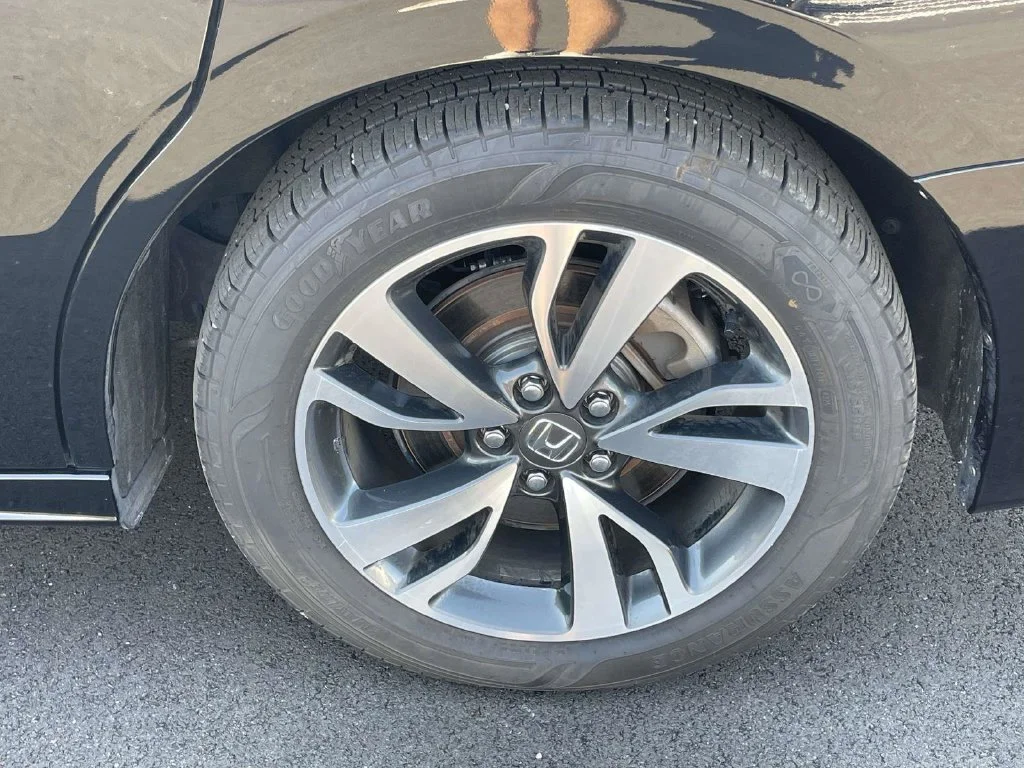 Certified Used 2022  Honda Touring image 9