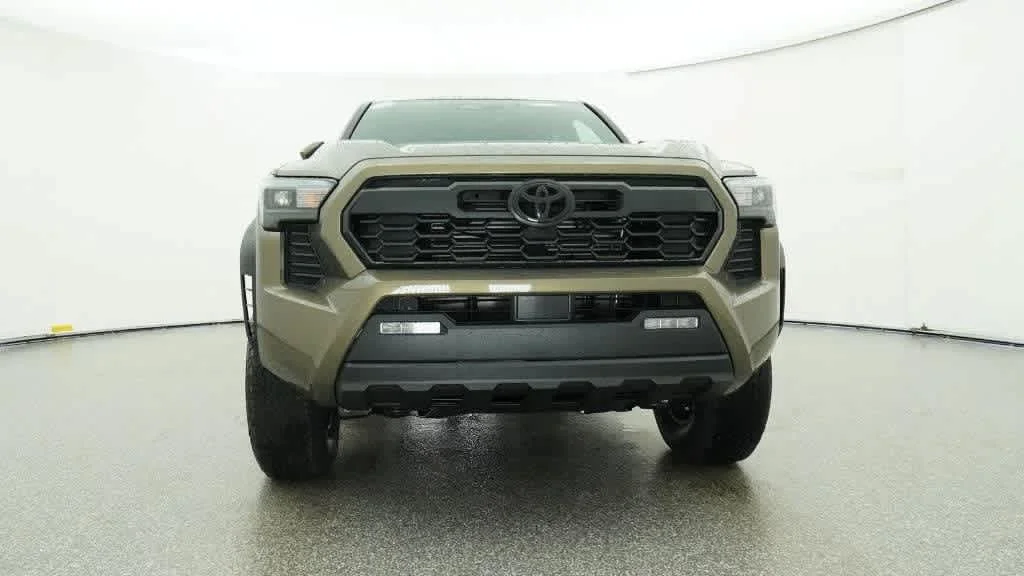 New 2026 Bronze Oxide Toyota TRD Off-Road image 31