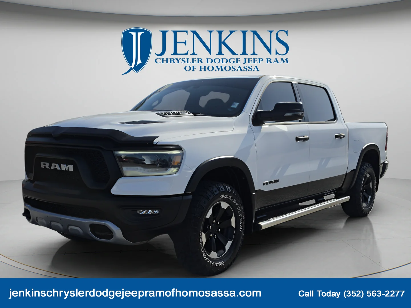 Used 2023 Bright White Clearcoat Ram Rebel image 11