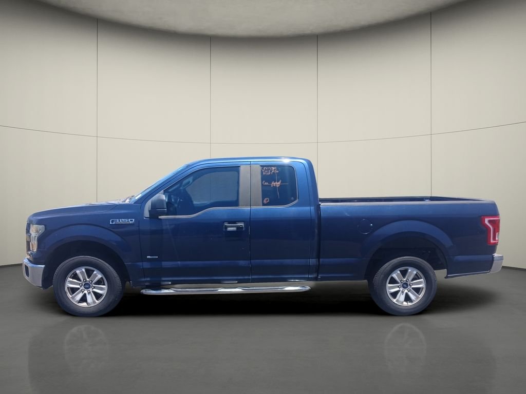Used 2015 Blue Ford XL image 4