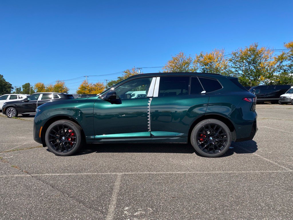 New 2027 Vancouver Green Metallic BMW 40 xDrive image 6