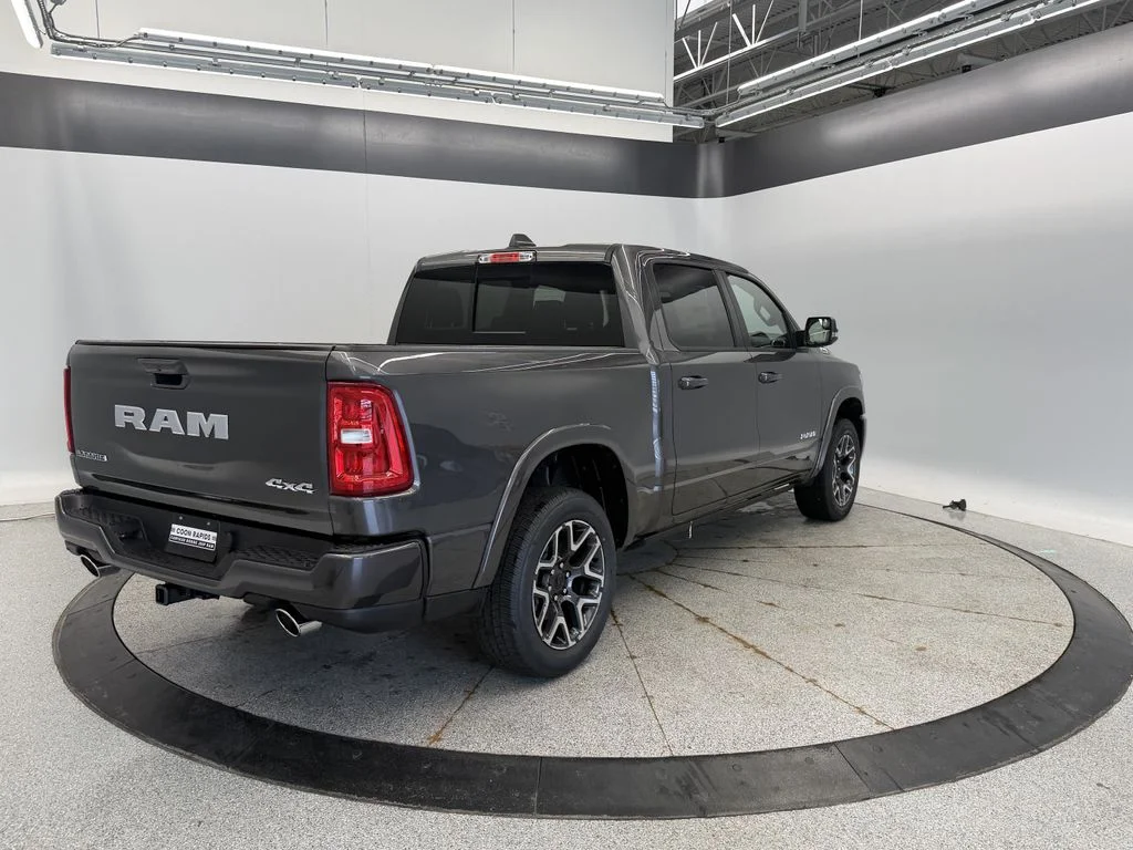 New 2026 Granite Crystal Metallic Clear-Coat Exterior Paint Ram Laramie image 6