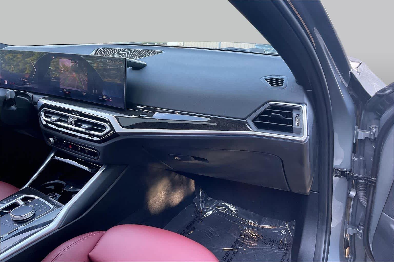 Used 2023 Skyscraper Grey Metallic BMW 330i image 18