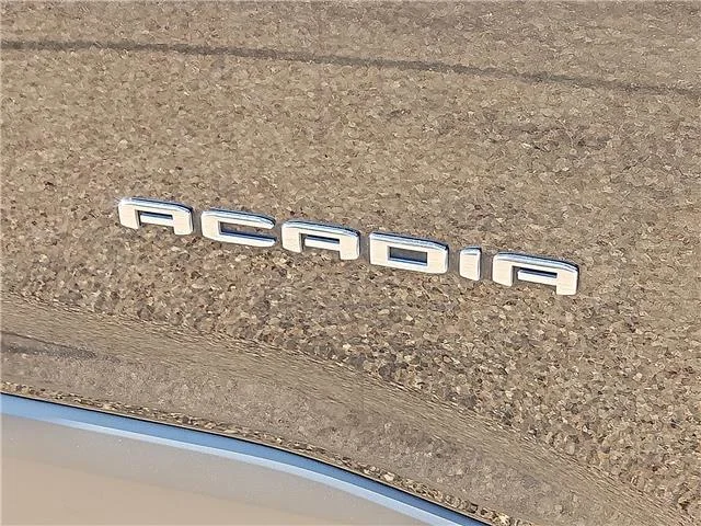 Used 2023 Black GMC SLT All-Wheel Drive image 8