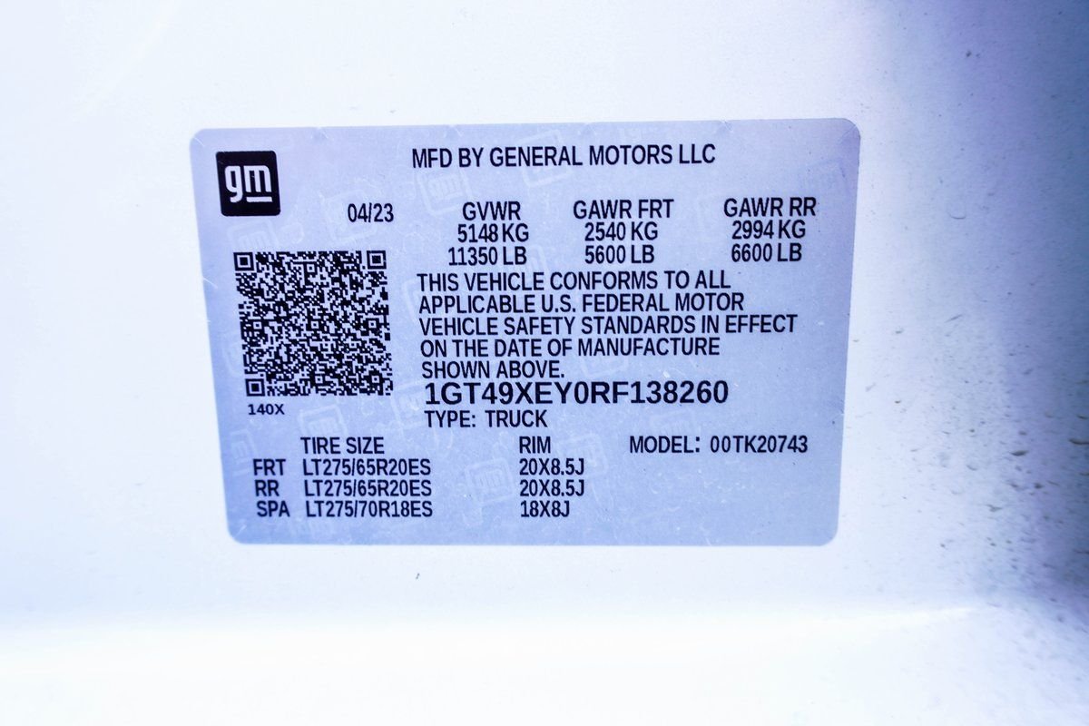 Used 2024 White GMC Denali Ultimate image 43