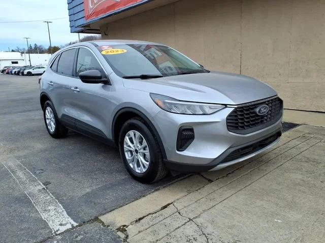2023 Ford Escape