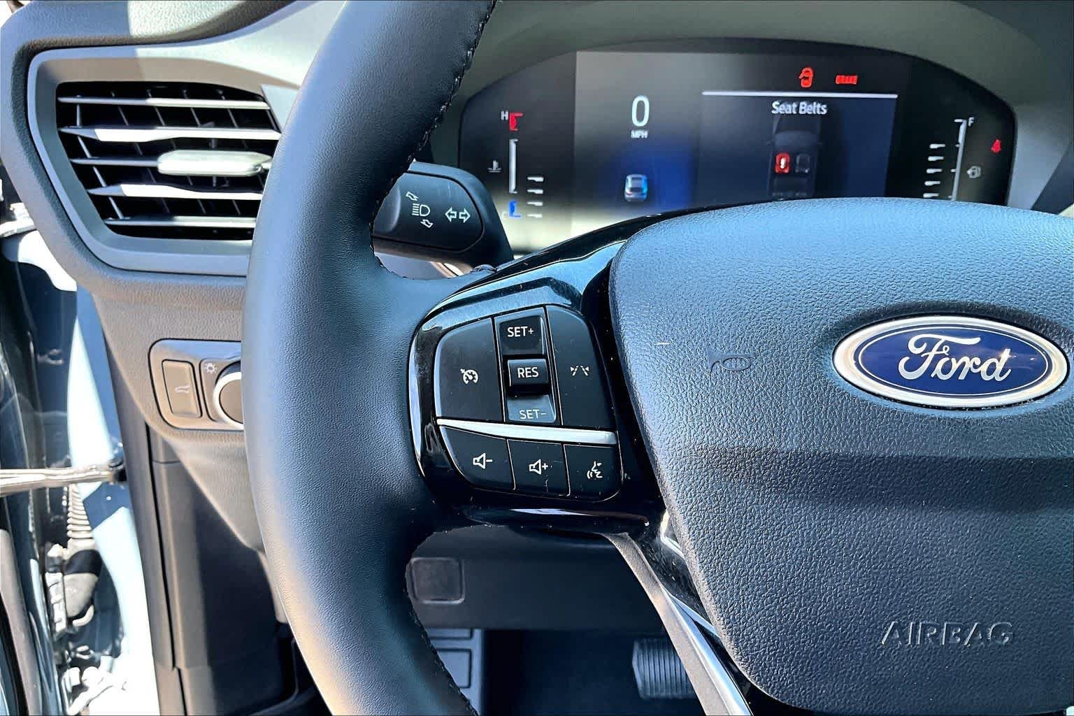 Used 2024 Vapor Blue Metallic Ford Active image 24