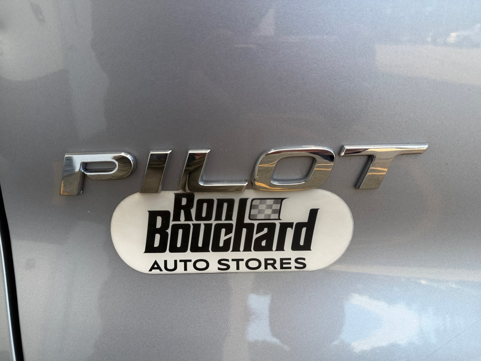 Certified Used 2018 Silver Honda EX-L image 43