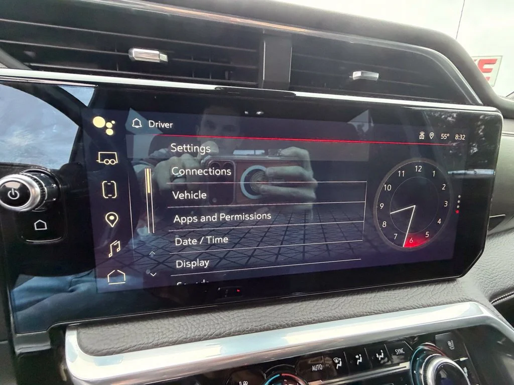 Used 2022 ONYX BLACK GMC Denali image 19