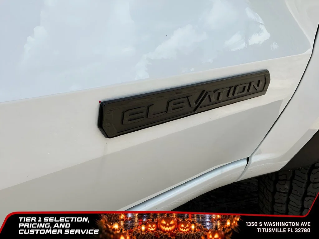 New 2026 Summit White GMC Elevation image 19