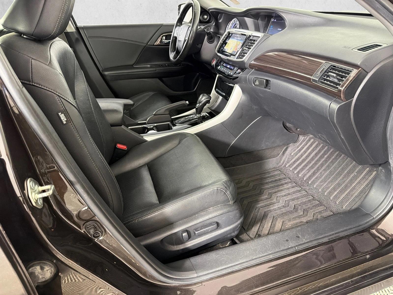 Used 2016 Kona Coffee Metall Honda Touring image 15