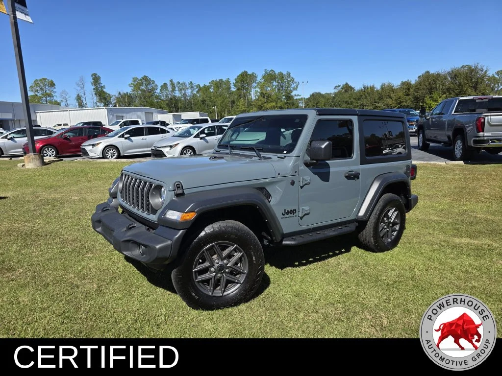 Used 2025 Gray Jeep Sport S image 2