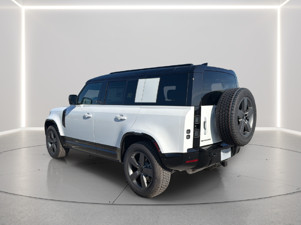 New 2026 Fuji White Land Rover X-Dynamic SE image 15