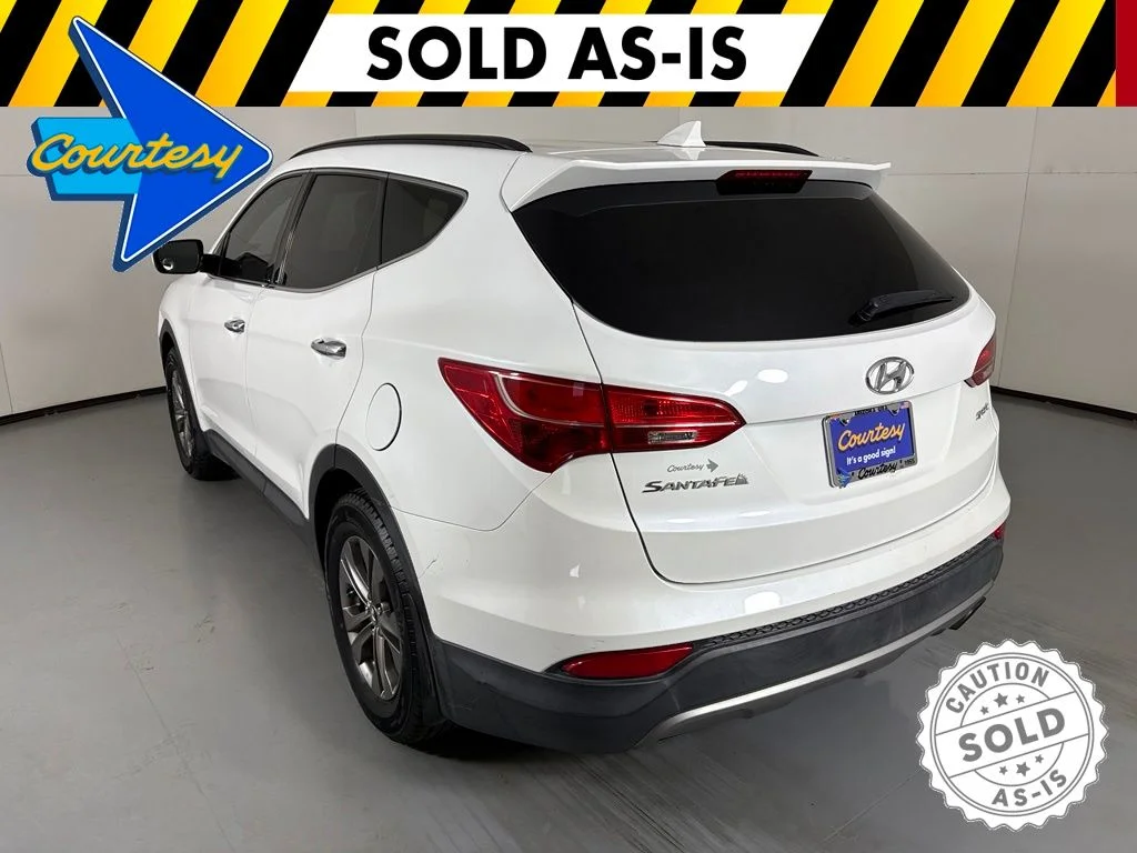 Used 2013 White Hyundai Base image 6