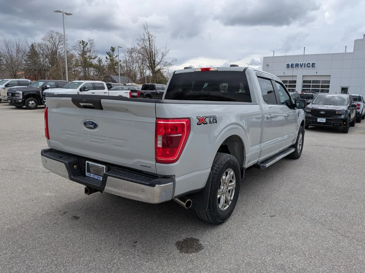 Used 2023 White Ford XLT image 5