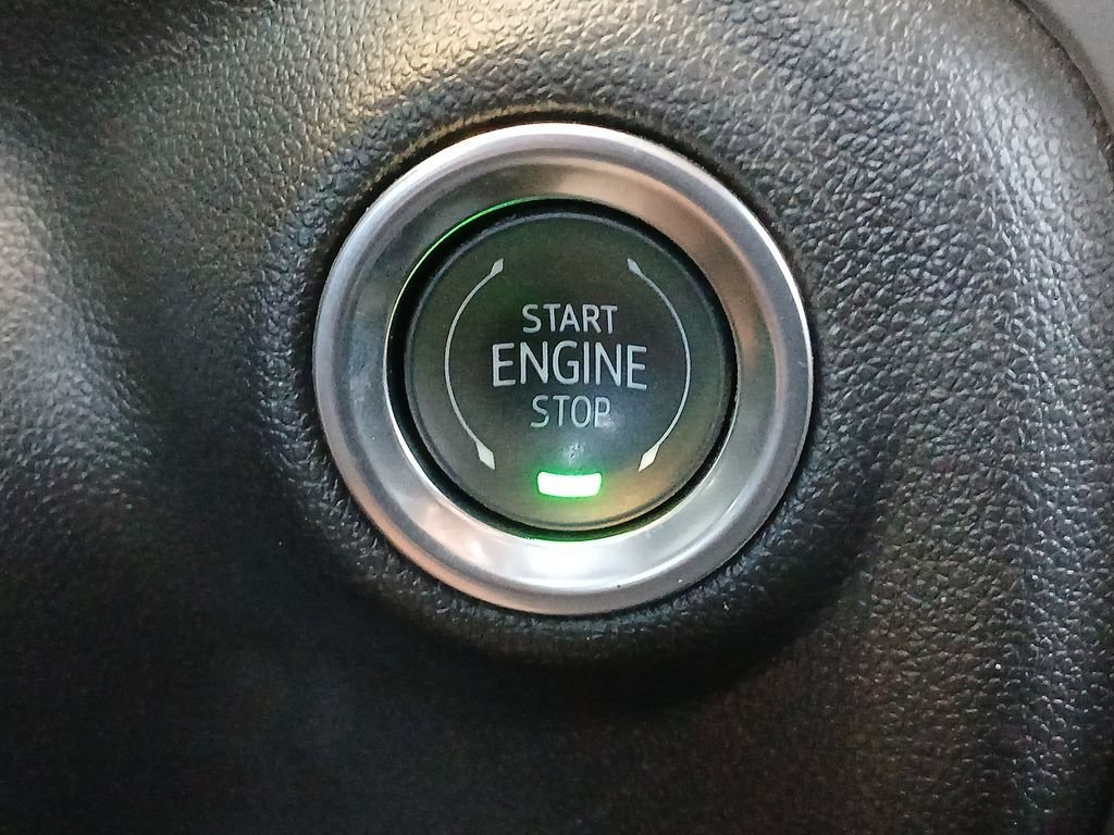 Certified Used 2025 Summit White Chevrolet WT image 17