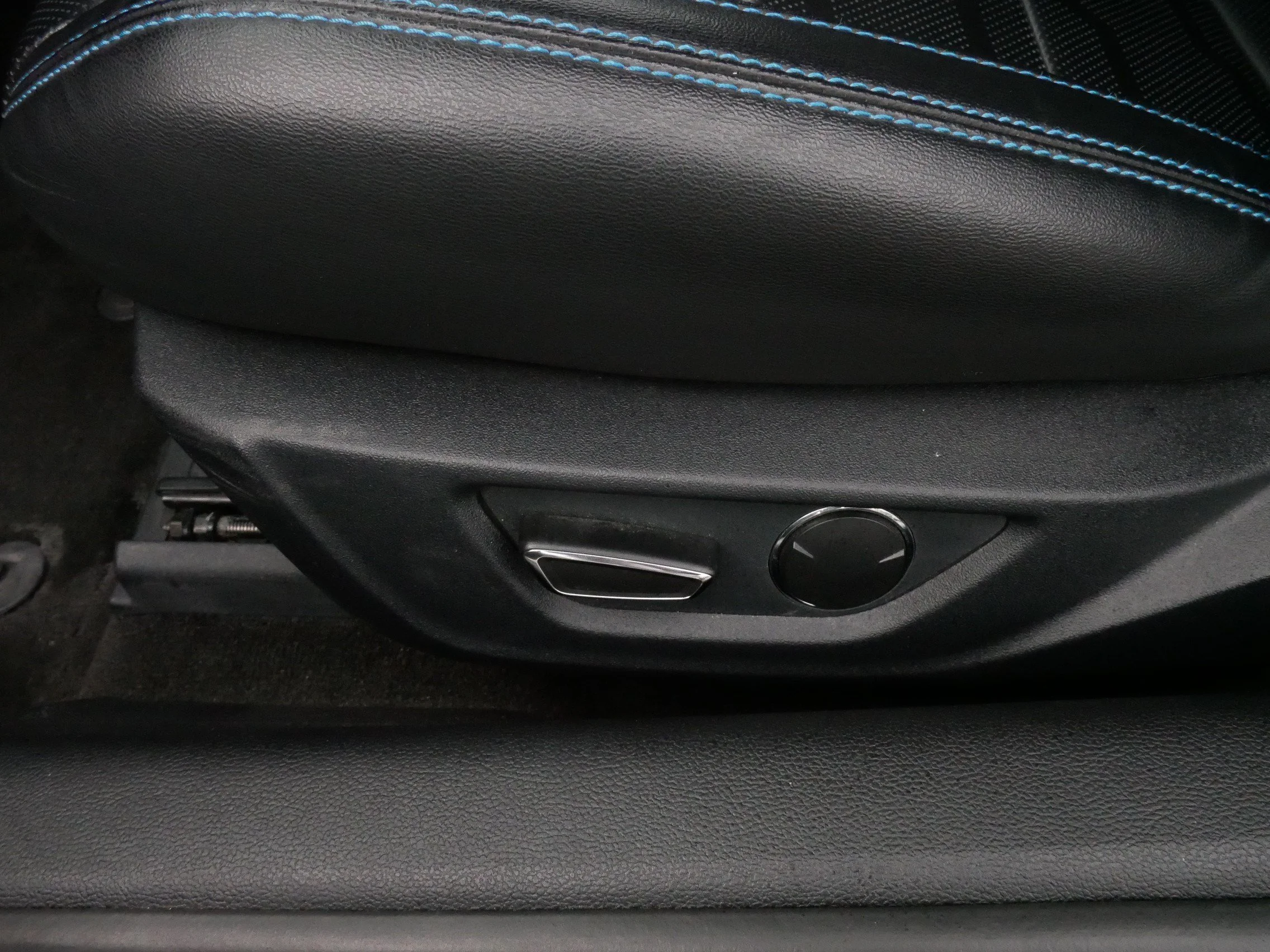 Used 2018 Magnetic Metallic Ford EcoBoost Premium image 20