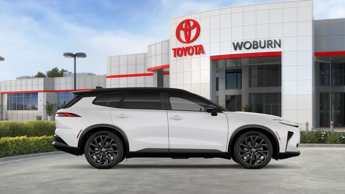 New 2026 Oxygen White with Black roof Toyota Limited image 13