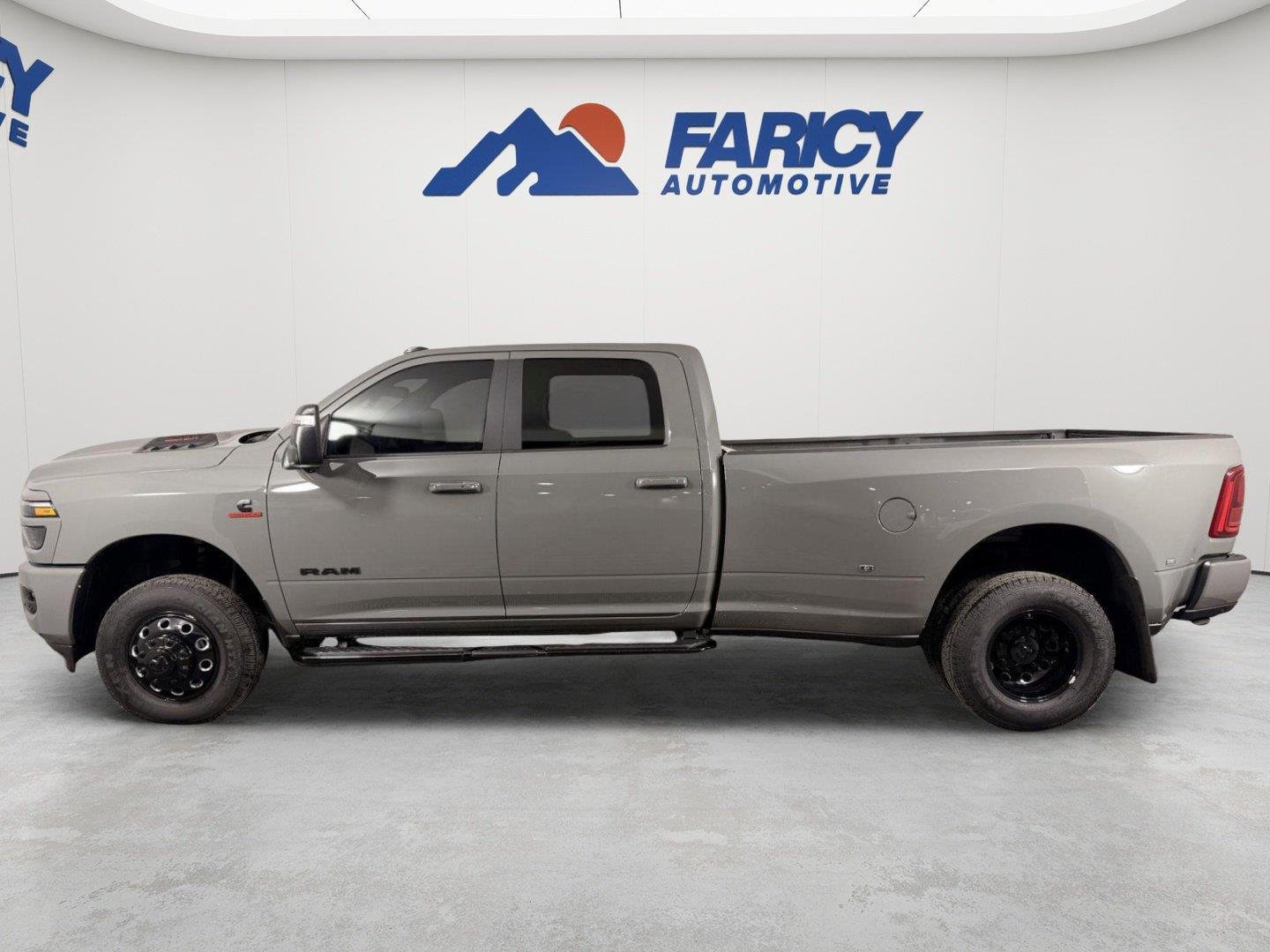 New 2026 Ceramic Gray Clear-Coat Exterior Paint RAM Laramie image 2