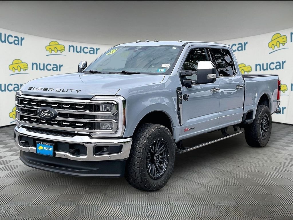 Used 2026 Glacier Gray Metallic Tri-Coat Ford Lariat image 3