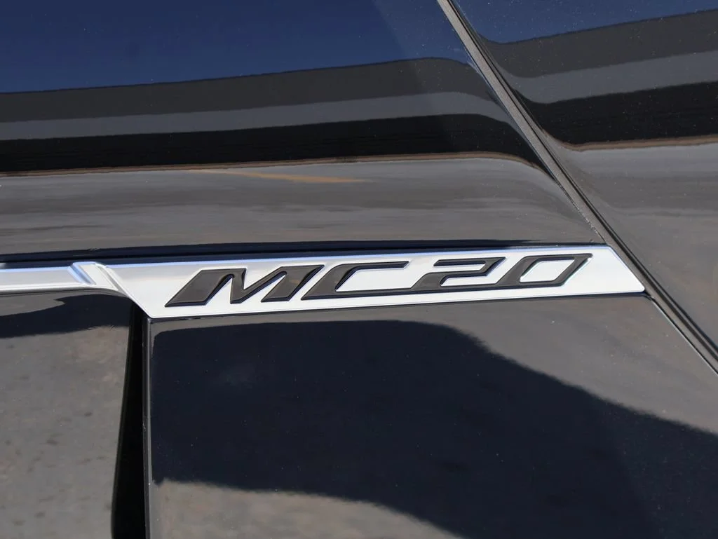 Used 2023 Nero Essenza Solid Maserati Base image 8