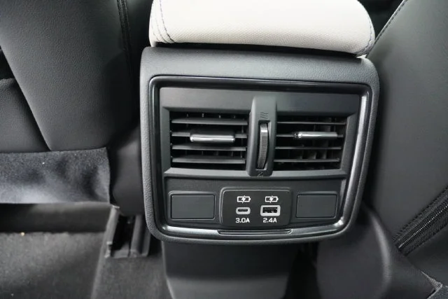 New 2026 DAYBREAK BLUE PEARL Subaru Limited Hybrid image 22