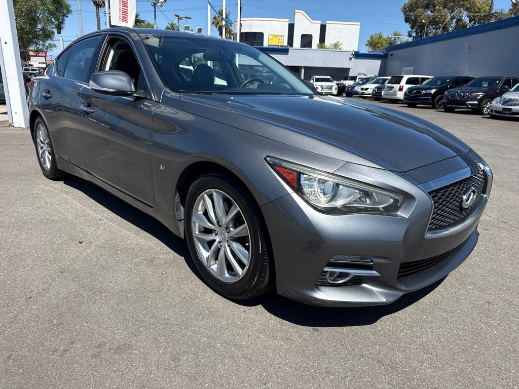 Used 2015 Gray INFINITI Premium image 1