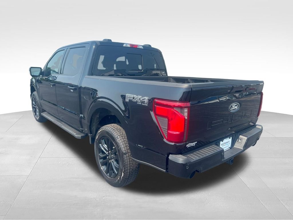 New 2026 Agate Black Metallic Ford XLT image 3