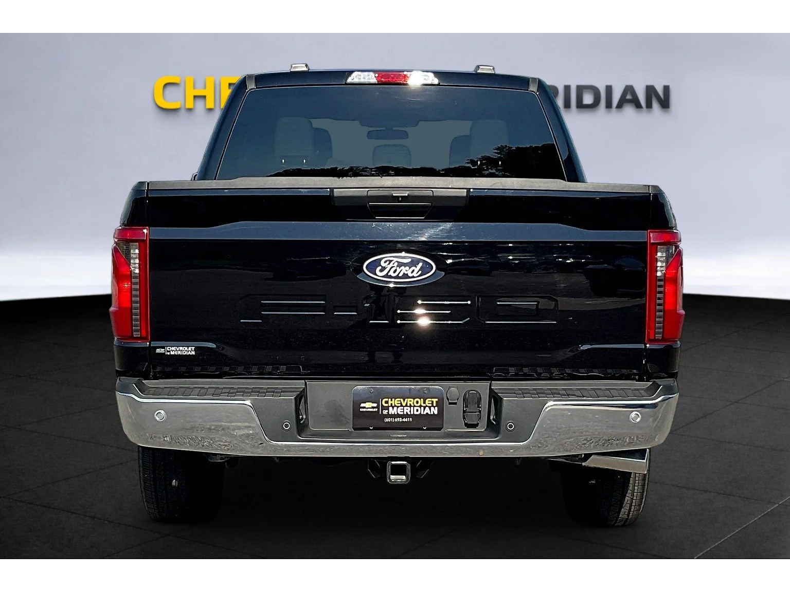 Used 2025  Ford XLT image 4
