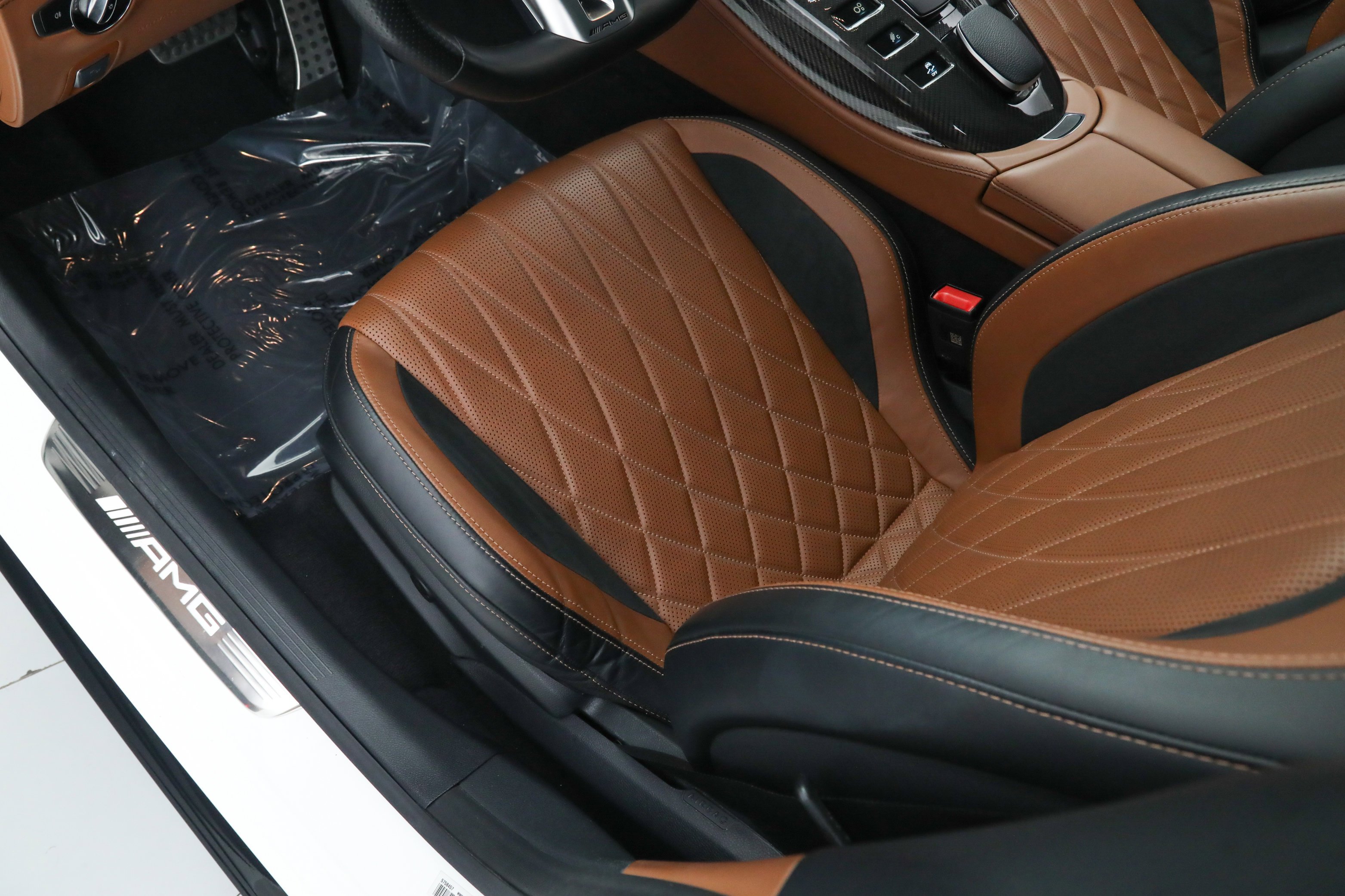 Used 2023 White Mercedes-Benz AMG® GT 63 image 24