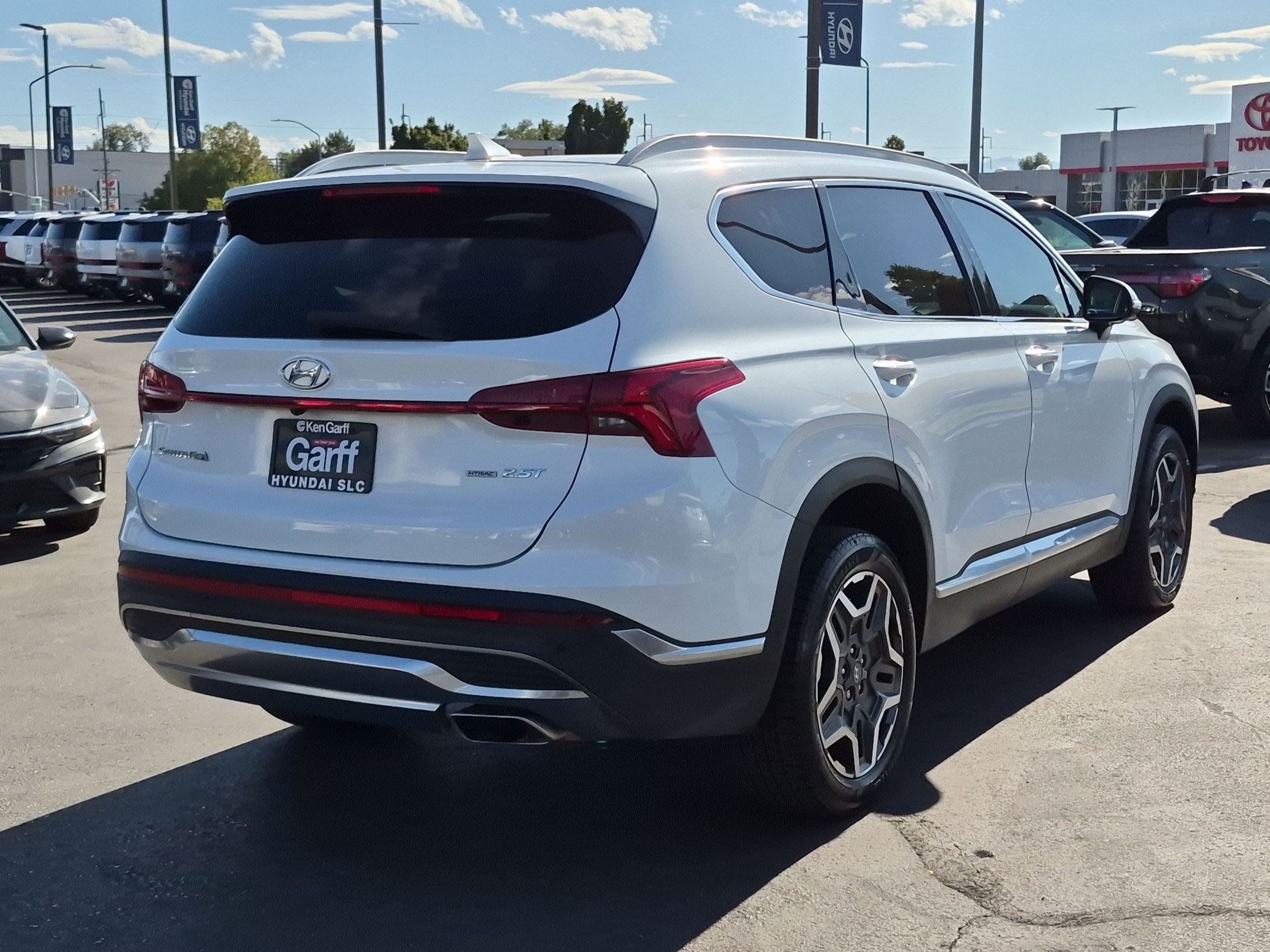 Used 2021 Quartz White Hyundai Limited image 3