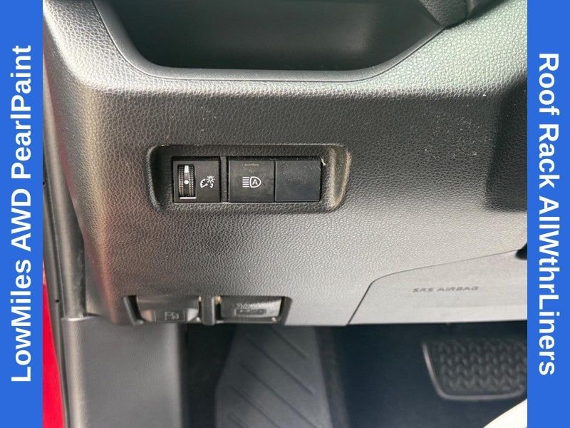 Used 2019 Pearl Toyota LE image 23
