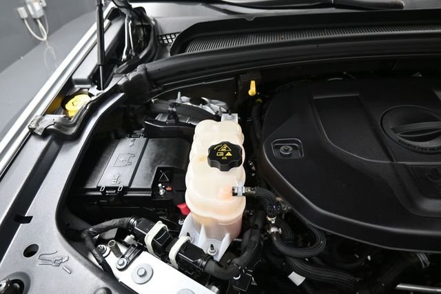 Used 2023 Silver Jeep Summit image 31