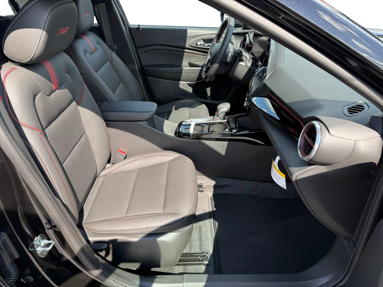 2026 Chevrolet Trax RS - Photo 26