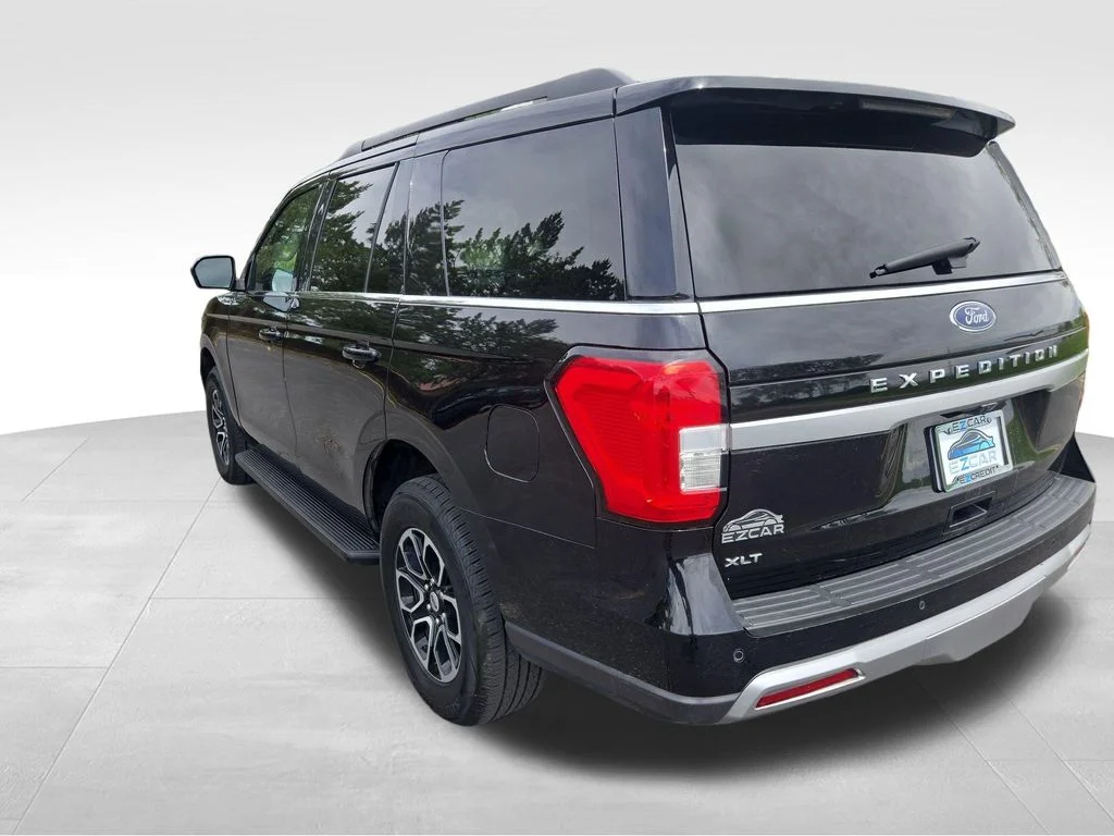 Used 2024 Black Ford XLT image 13