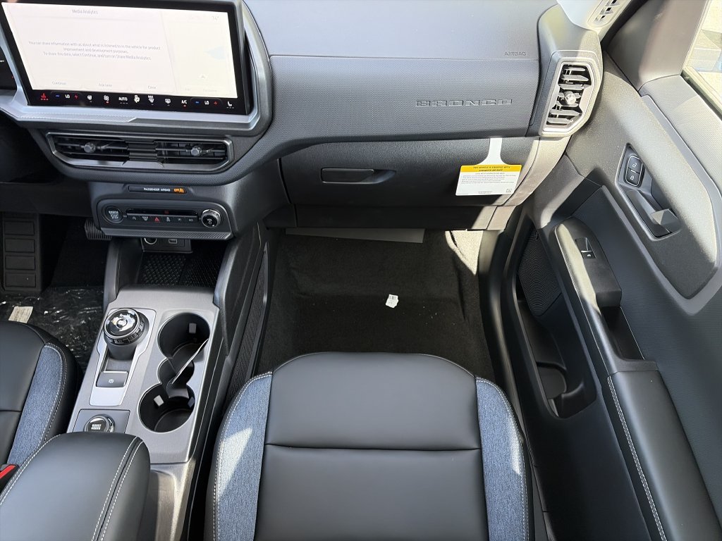New 2026 Velocity Blue Metallic Ford Outer Banks® image 17