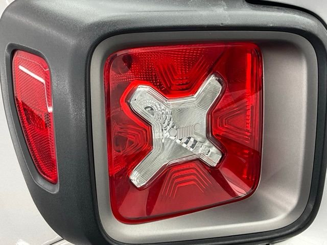 2020 Jeep Renegade Limited - Photo 16