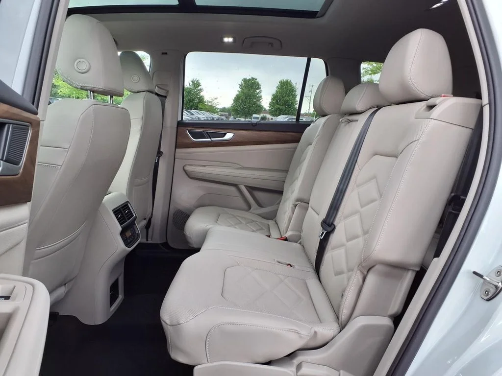 New 2026 Opal White Pearl Volkswagen 2.0T SE image 19