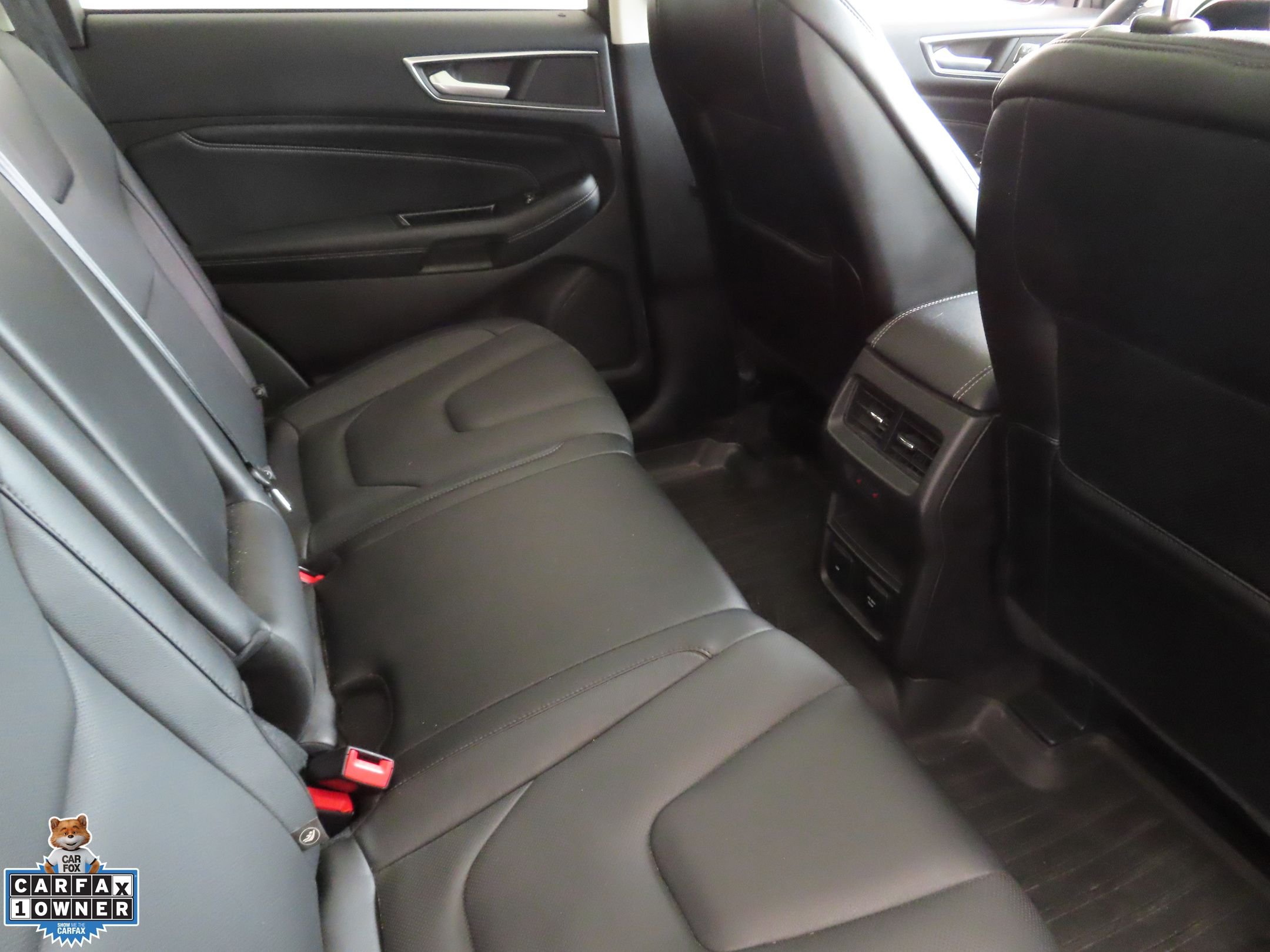 Used 2016 Gray Ford Titanium image 25