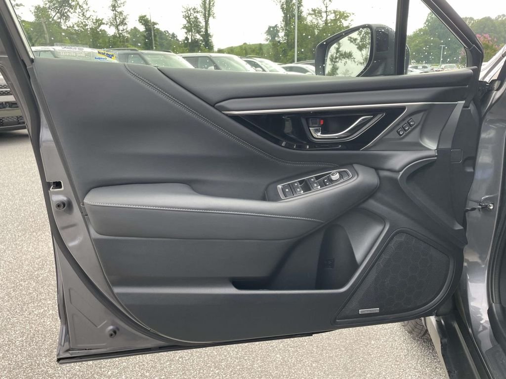 Used 2021 Magnetite Gray Metallic Subaru Limited XT image 5