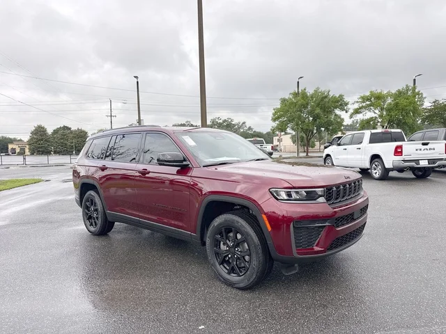 2026 Jeep Grand Cherokee L Laredo